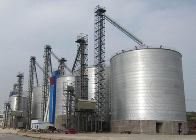 饶平大型钢板库构造参数及水泥储存质量